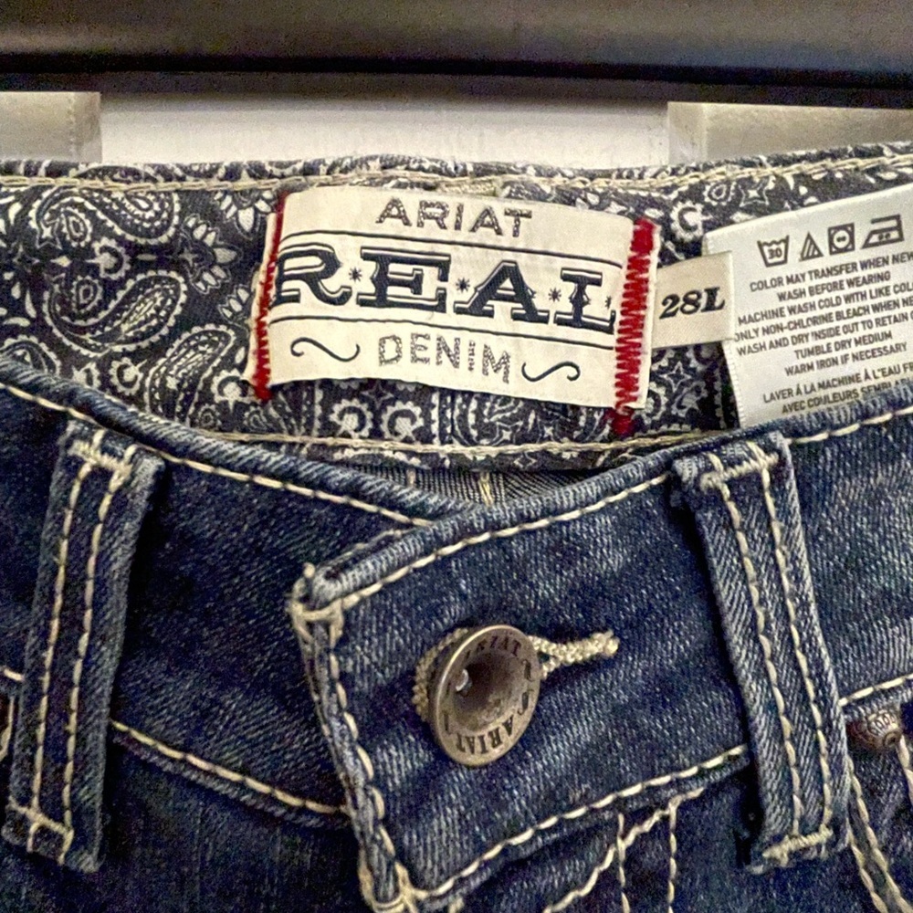 Ariat Straight Leg Jeans - Picture 3 of 3